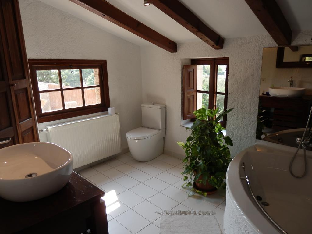 Finca Cal Rei Establiments